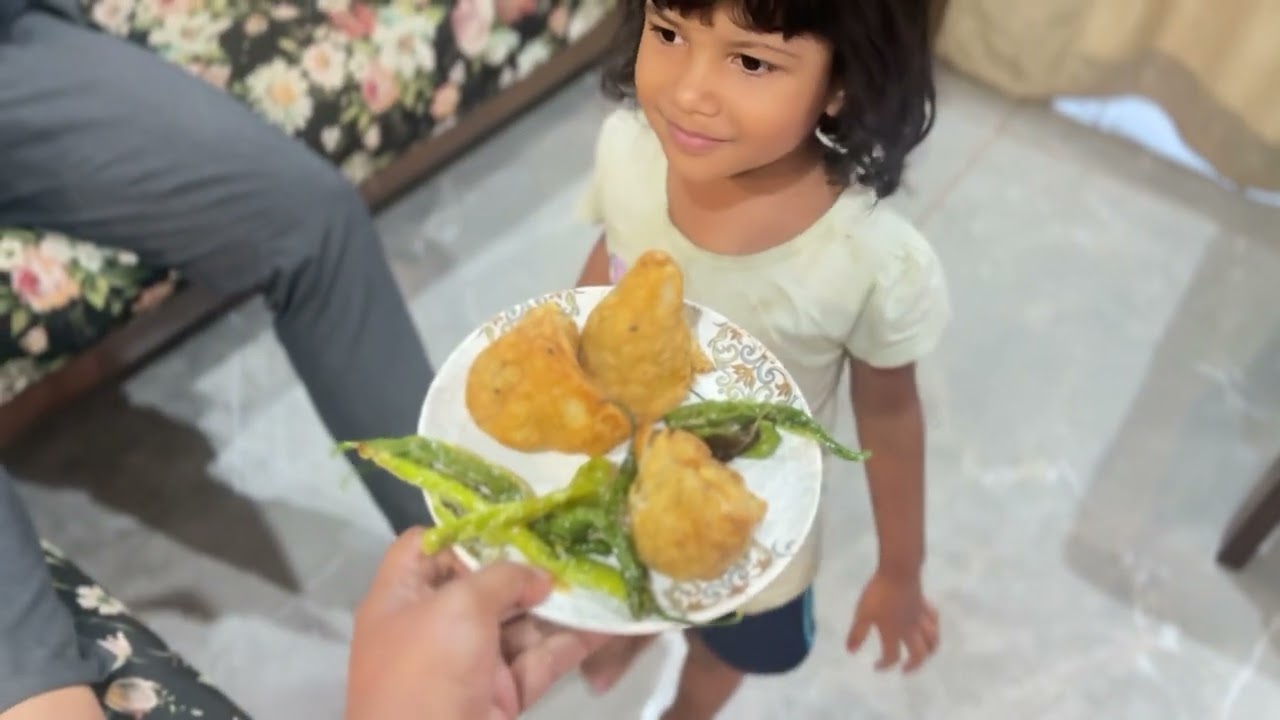 A Simple Mom Day: School Pickup, Salon Time & Samosas 