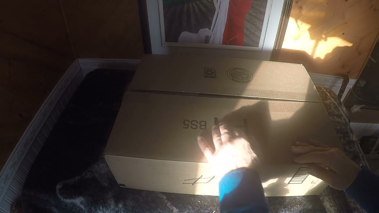 ASMR UNBOXING  MINI SCIE À CHAÎNE DÉBALLAGE Tronçonneuse