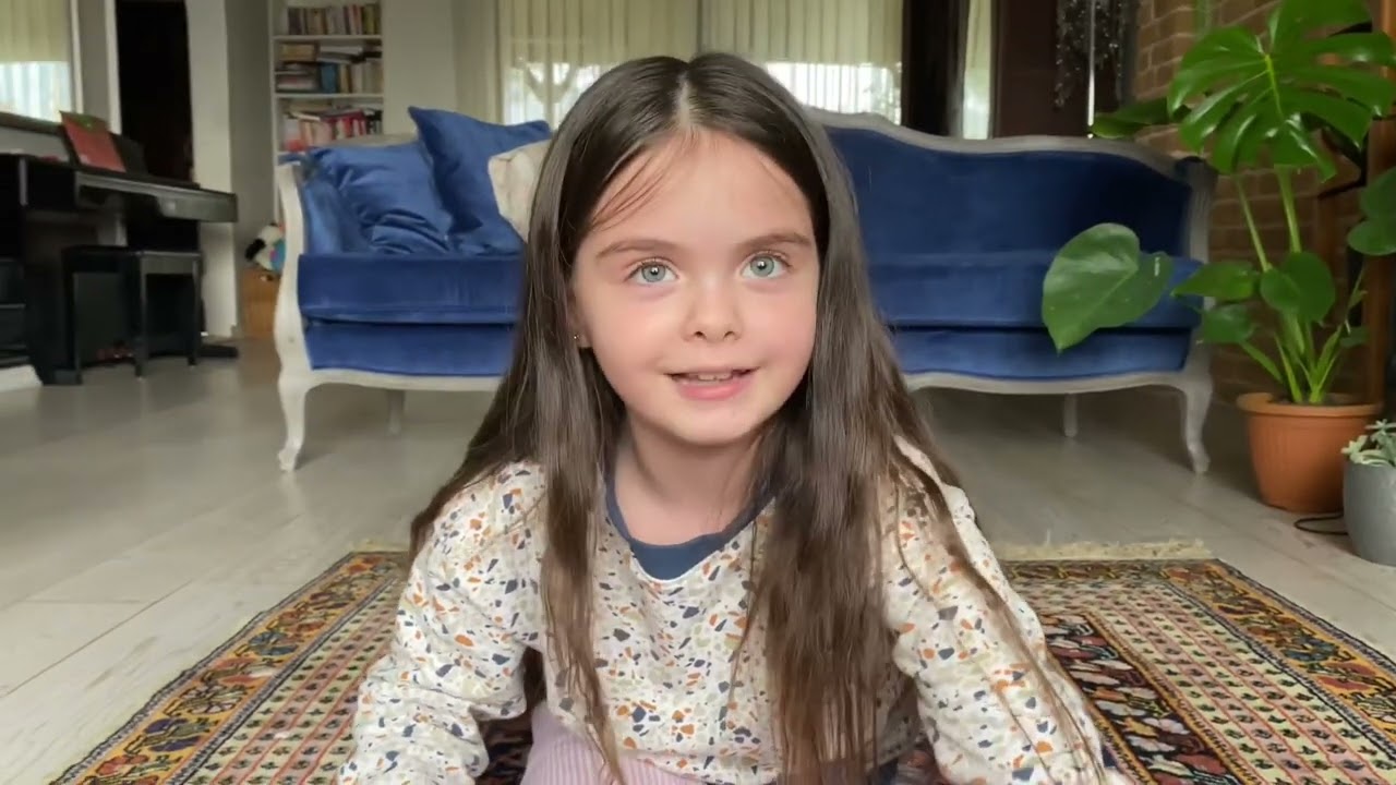 Nisan Barbie açıyor ♥️