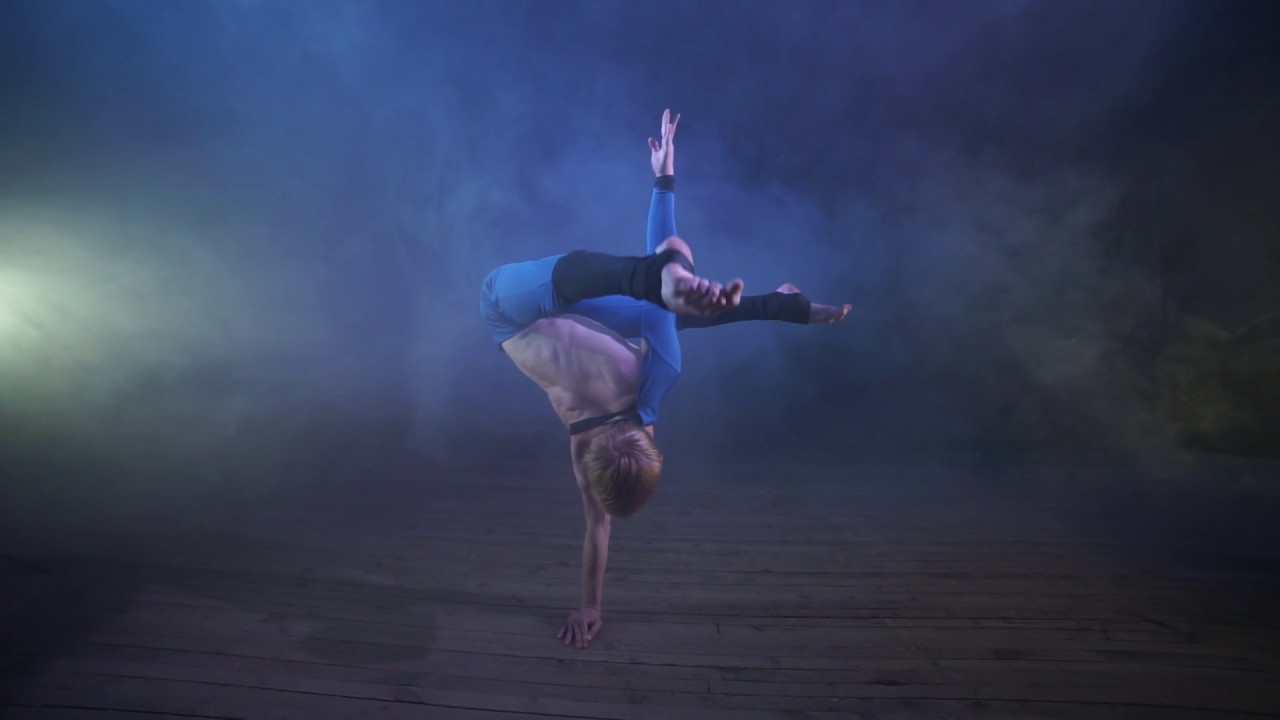 Hand balancing
