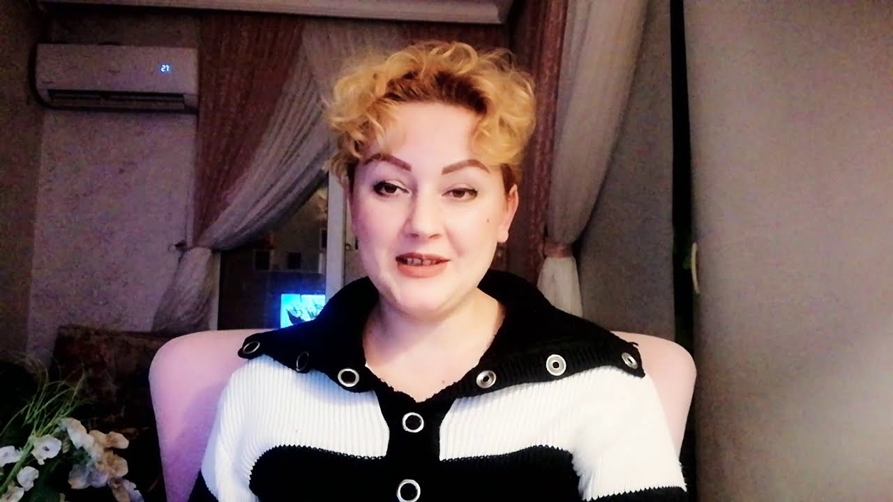 Парфюмерия. Emporio Armani lei edp и Elie Saab Le Parfum Edition Feuilles d'Or.