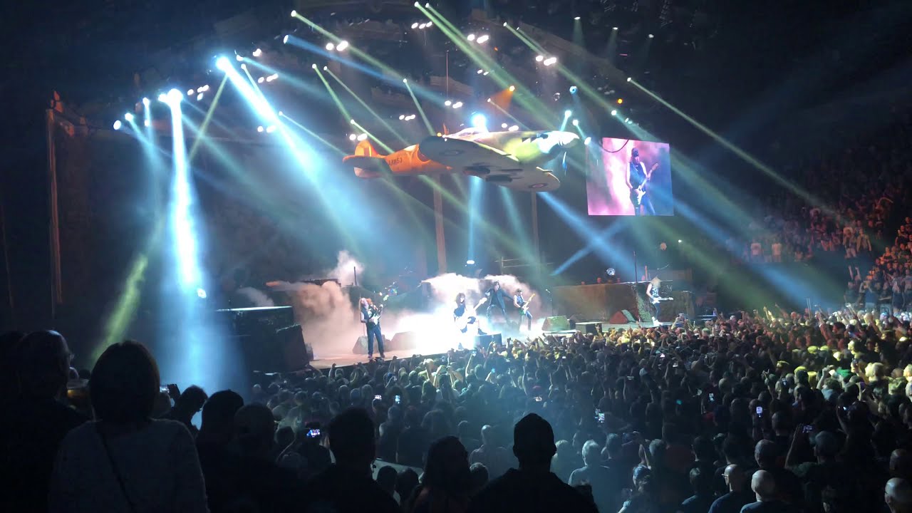 Iron Maiden - Ace's High Montreal Centre Bell 05-08-2019