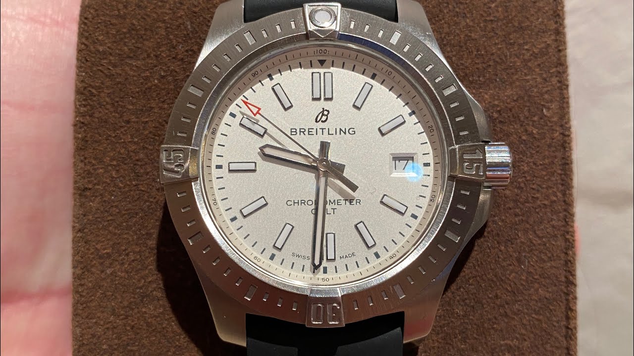 Breitling Colt 41 review. Perfect everyday watch.