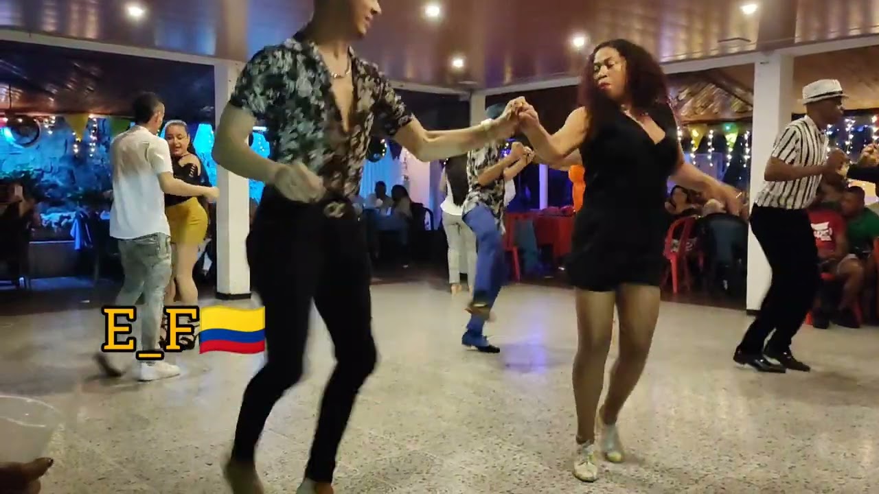 Lunes de las Brisas #cali #bailadores #colombia #salsa #caliescali