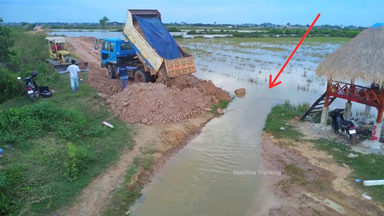 Update Project!!Rebuild Old road Cross Flooded areas Use Soil Work by Dozer and Mini Dump Truck