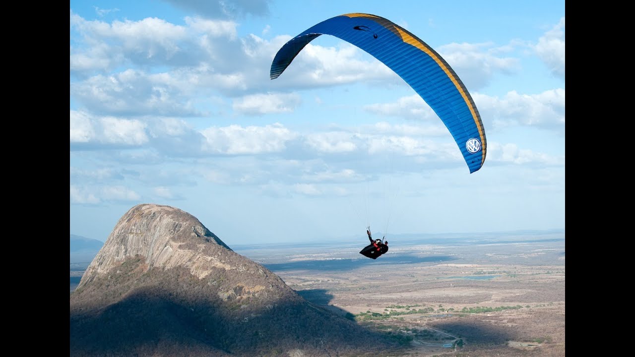 Vôo-livre: Recordes mundiais de parapente em Quixadá