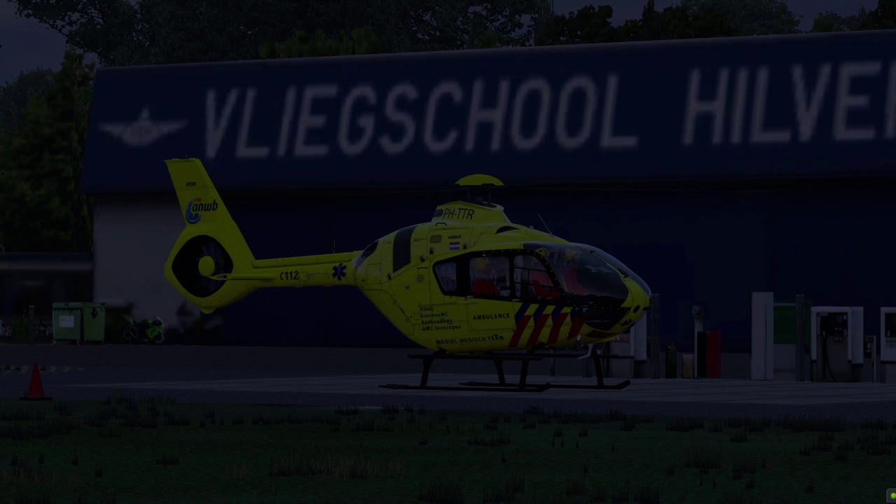 Lifeliner 1 PH-TTR fuel stop at EHHV (XPLANE11)