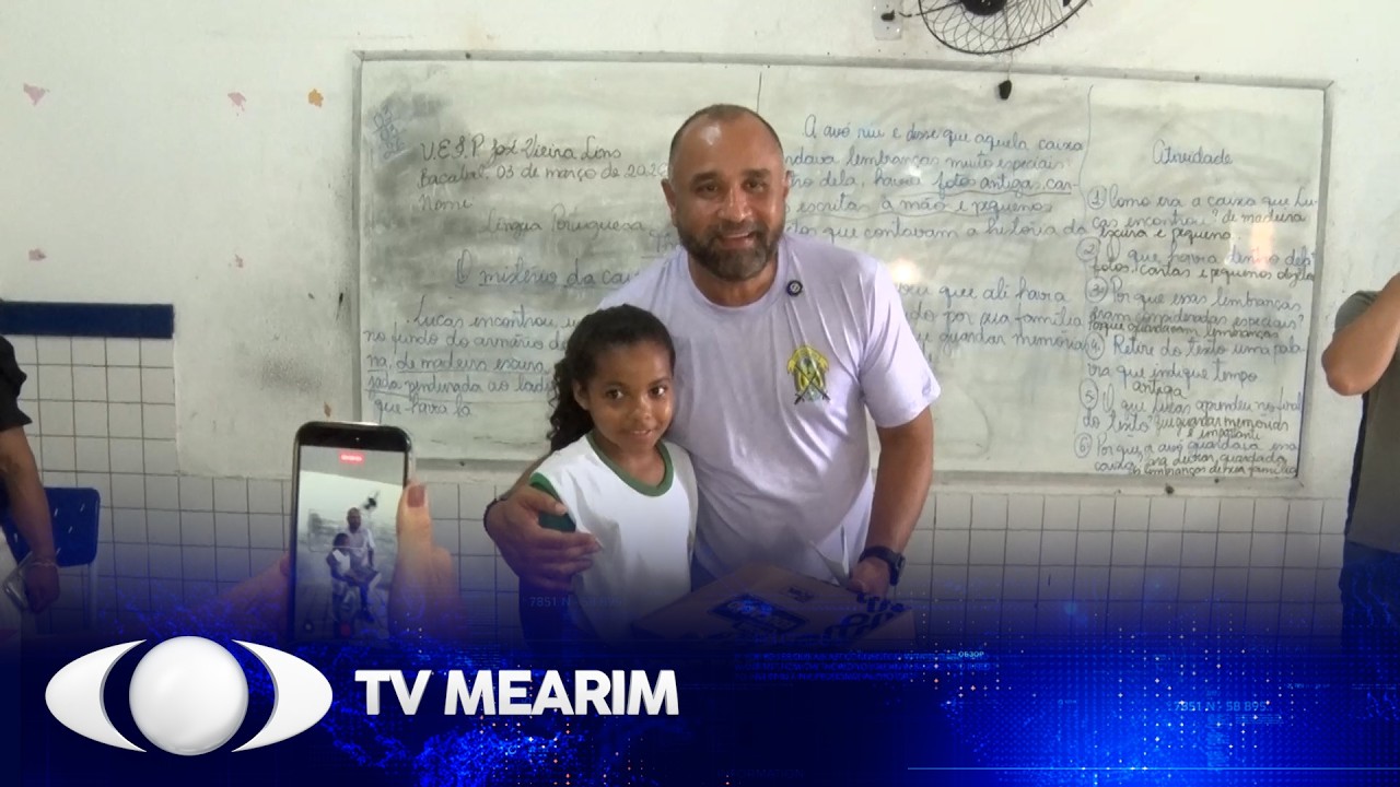 ALUNOS DA PLIM PLIM, MADRE ESPERANÇA, PANTANAL E JOSÉ VIEIRA LINS RECEBEM FARDAMENTO 04-03-2026