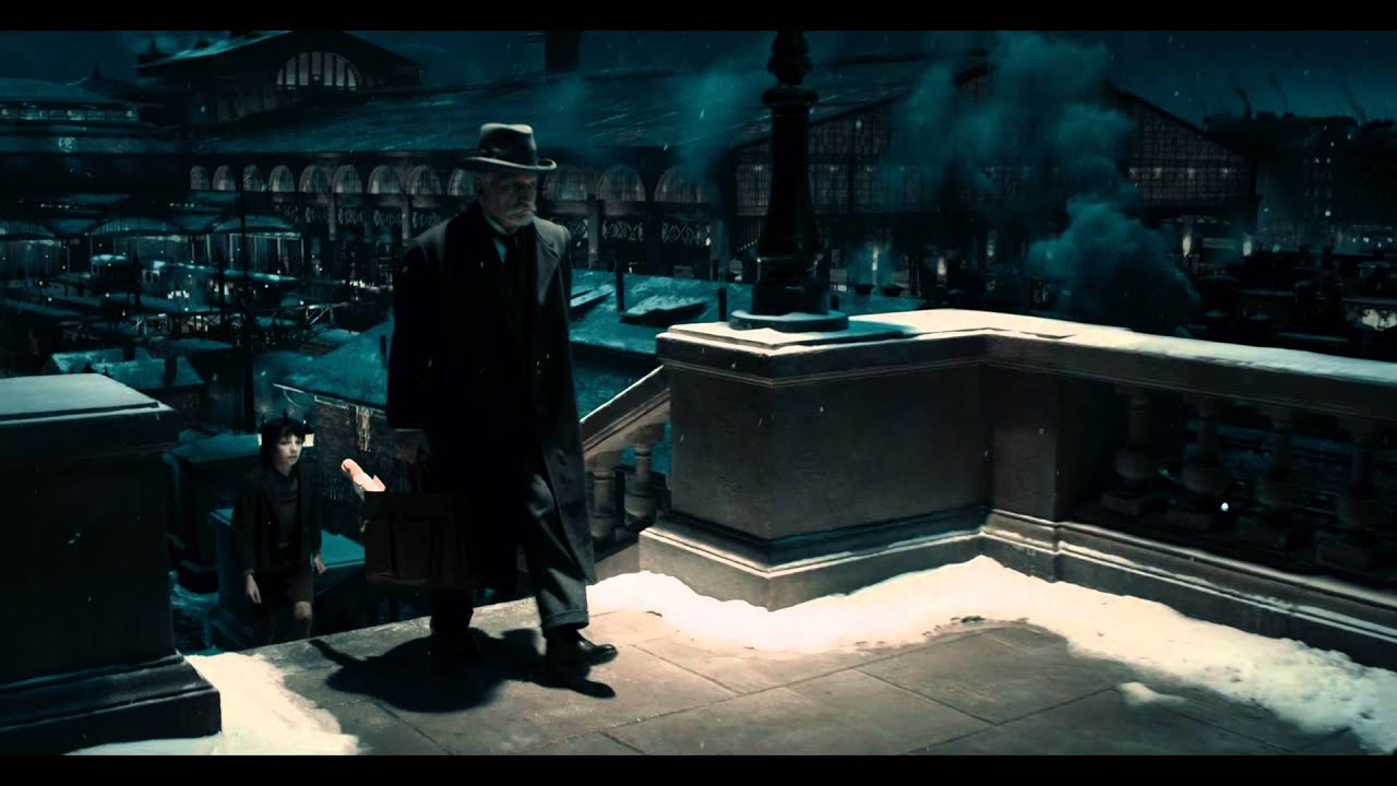 Watch the all new Hugo Cabret movie trailer!