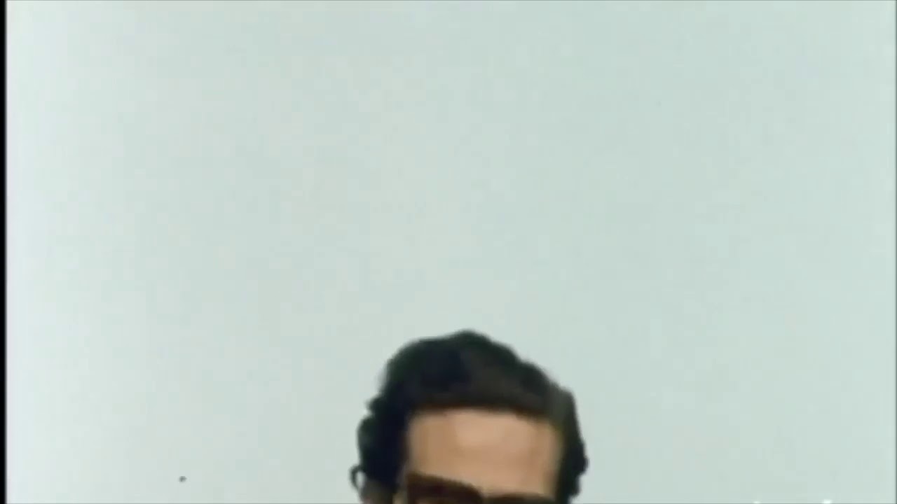 Pier Paolo Pasolini legge 