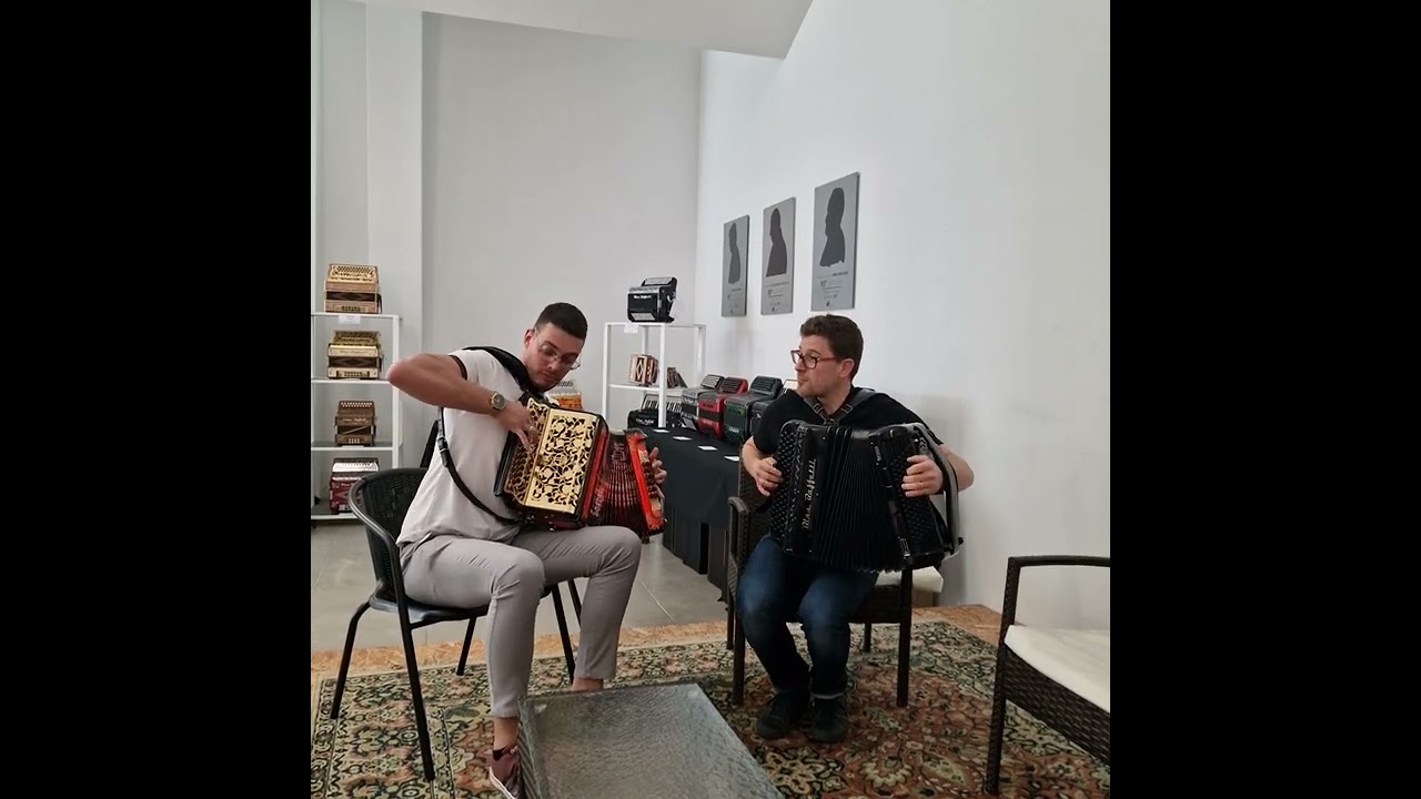 TONY FERREIRA E JULIEN GONZALEZ