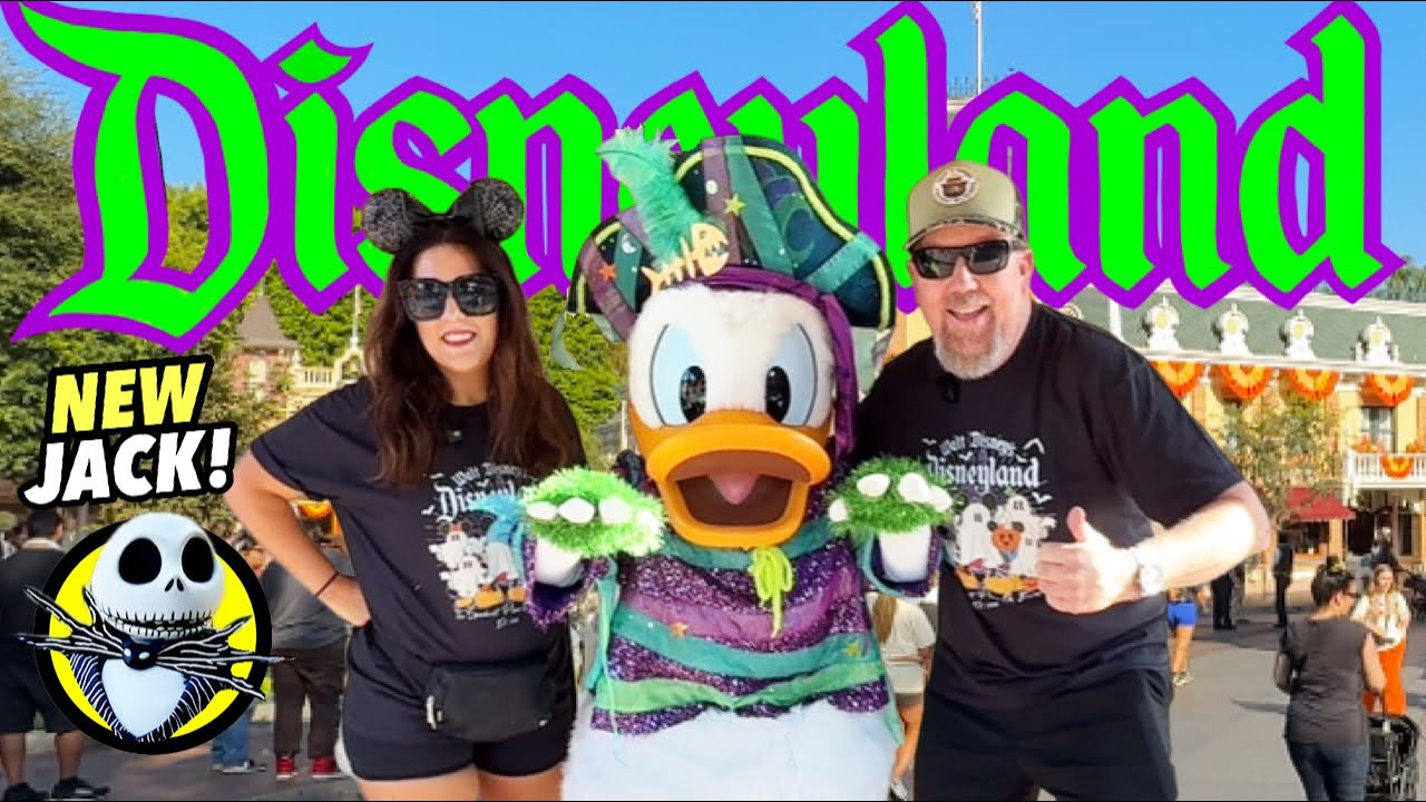 DISNEYLAND HALLOWEEN TIME 2025! Tons of NEW FOOD/TREATS + Characters, Merch & More!🎃
