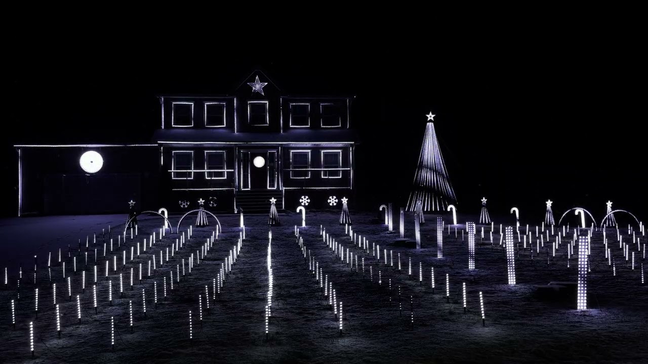 Golden - K-Pop - 2025 The Anderson's Light Show