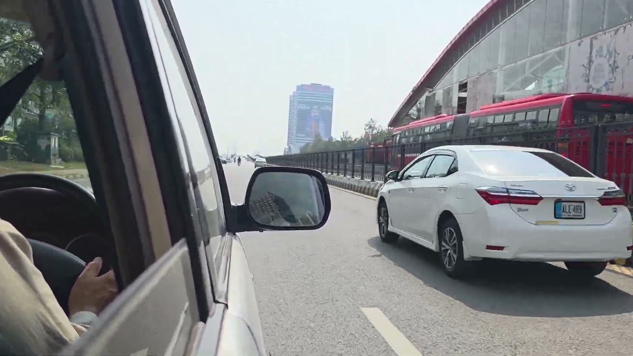 Jinnah Avenue Blue Area Islamabad | Islamabad metro | centaurus mall | parliament house | PM House