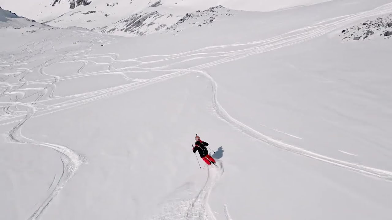 Testing Active Track: DJI Mini drone Follows Me Skiing Off-Piste!