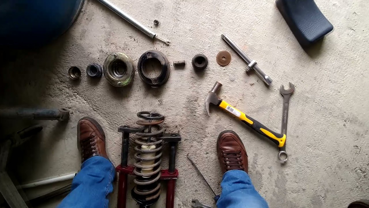 Como trocar o amortecedor do Pointer 96 vw ?!?! Barth Car Mecânica em Casa