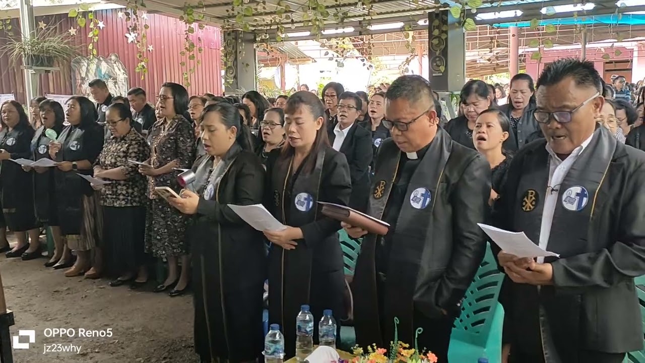 PENYERAHAN AKTA KEMATIAN DARI PEMERINTAH DAERAH KABUPATEN MOROWALI UTARA MELALUI DINAS DUKCAPIL