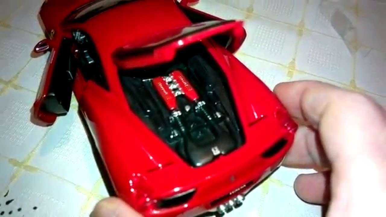 Ferrari 458 Italia 1/24 Bburago
