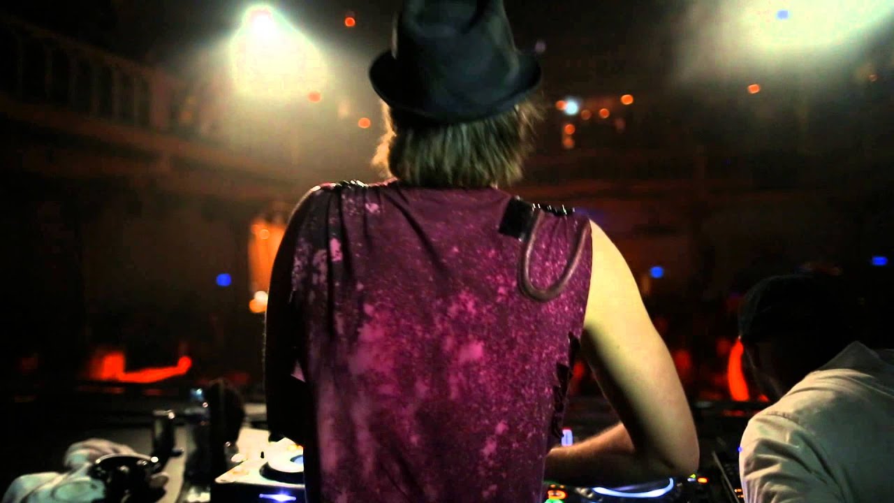 OLIVIER WEITER at PARADISO AMSTERDAM