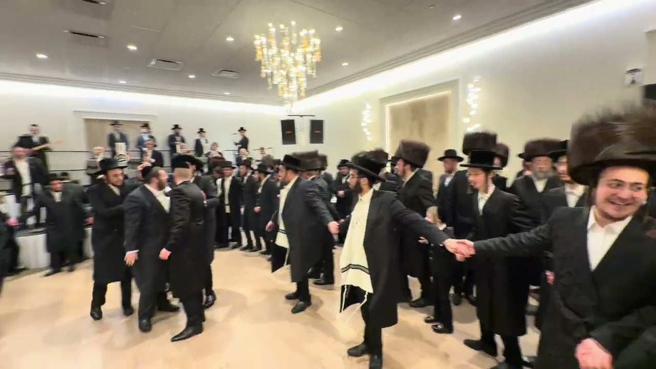 Hershey Langsam on the keys & Kalmy Schwartz @ Issac Greenfield fire 🔥 