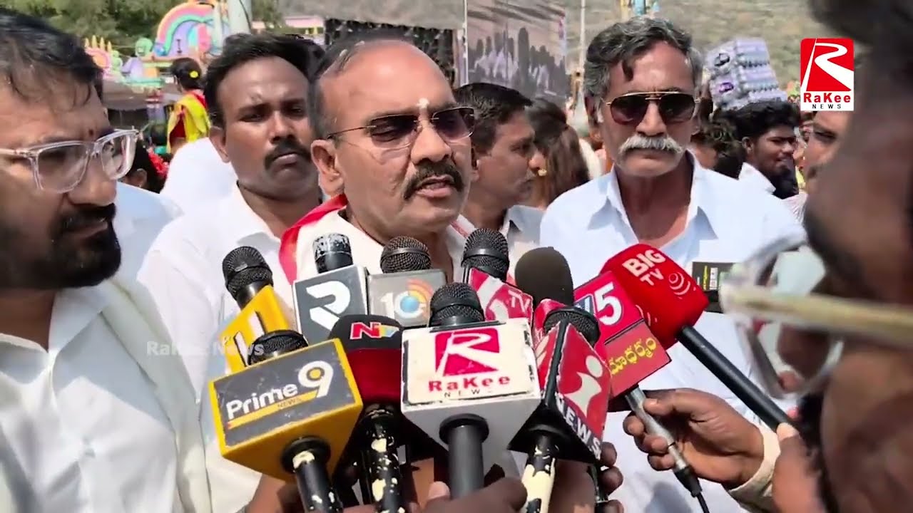 కోటప్పకొండ దేవదేవునికి పట్టువస్త్రాలు సమర్పించిన మంత్రి గొట్టిపాటి, ఎమ్మెల్యే చదలవాడ..