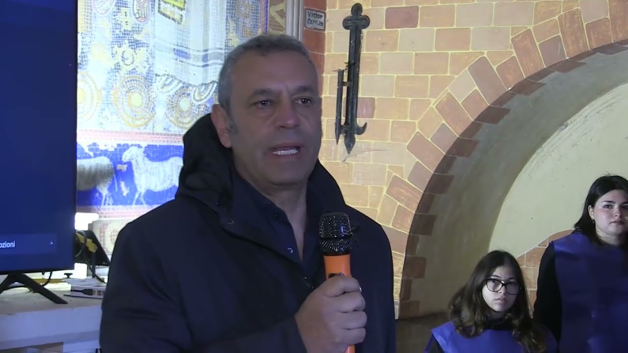 FORMEDIL Bari: Cerimonia di consegna del Plastico Architettonico della Casa Rossa ad Alberobello