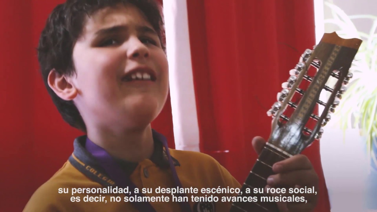 Este profesor dirige una incre&iacute;ble orquesta de estudiantes ciegos
