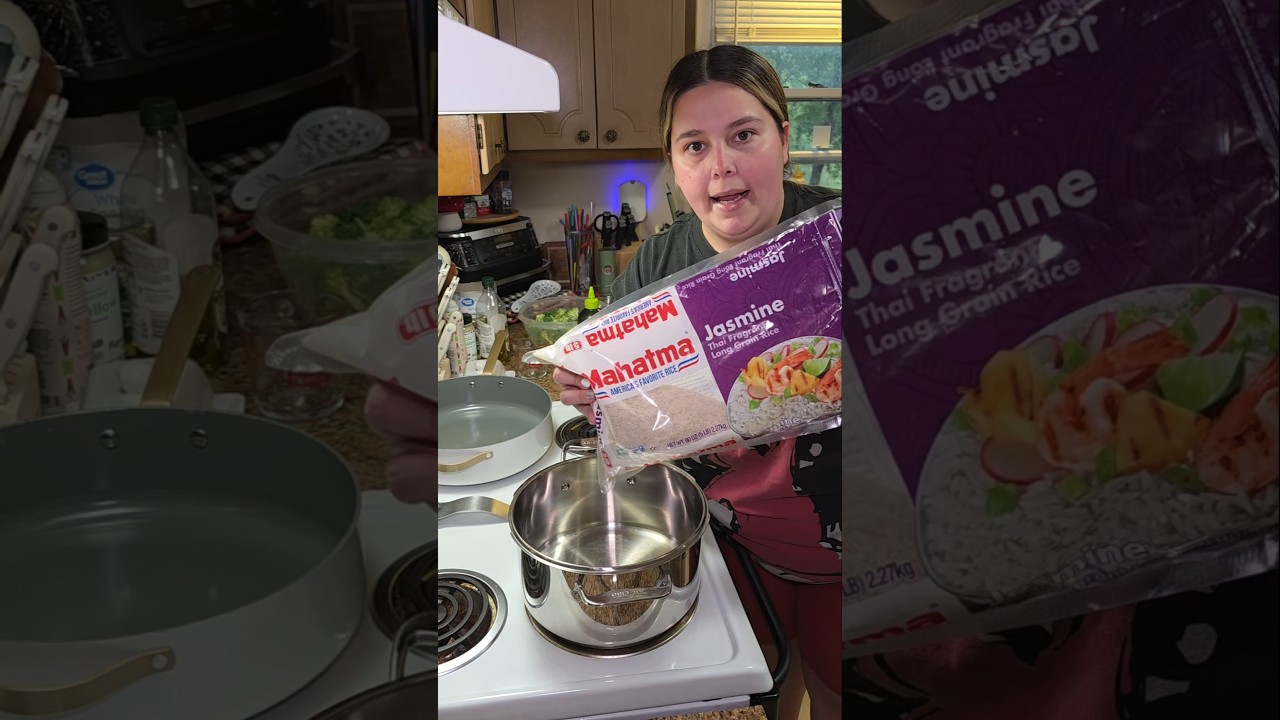 This is the only way I make my rice now, and it's good with everything! #Cooking #Rice #EasyRecipe