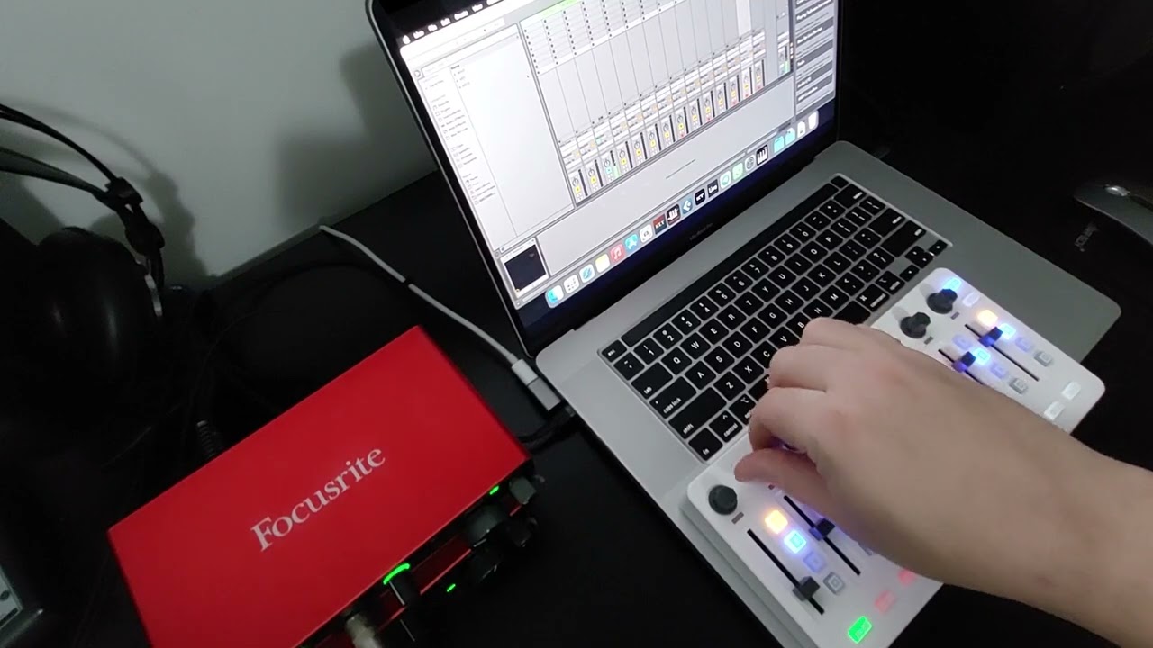 Controlador Midi M-VAVE SMC-MIXER