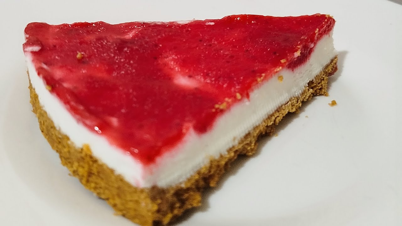 Cheesecake au fraise 🍓شيز كيك بالفراولة بمكونات بسيطة ورخيصة 