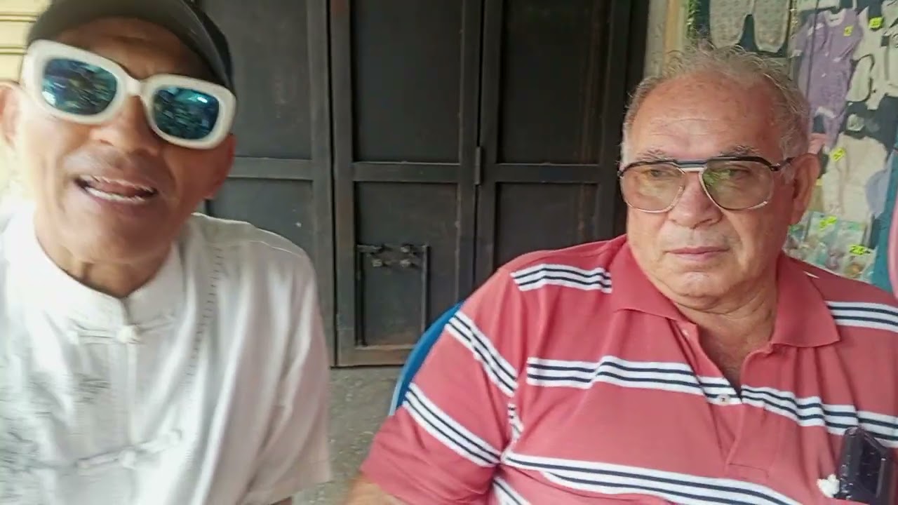 Homenaje a Comercial Marlene 