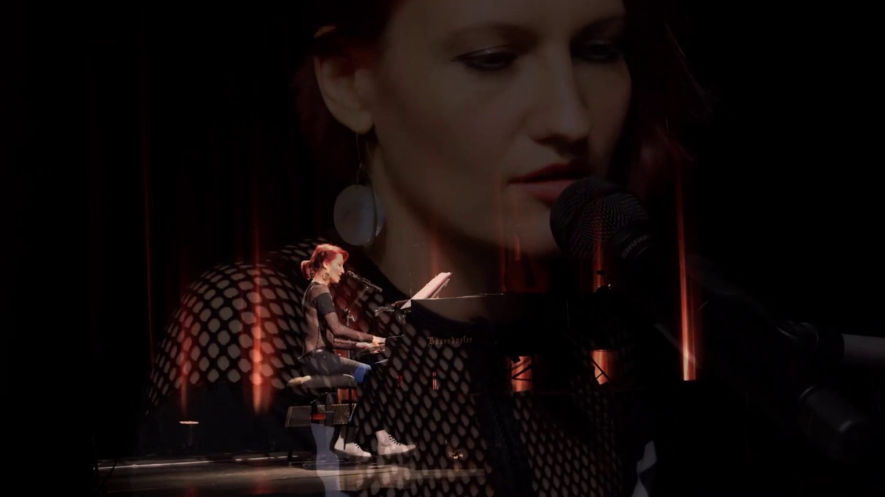 Tamara Banez :: Kriegstreiber (unplugged bei Konstantin Wecker)