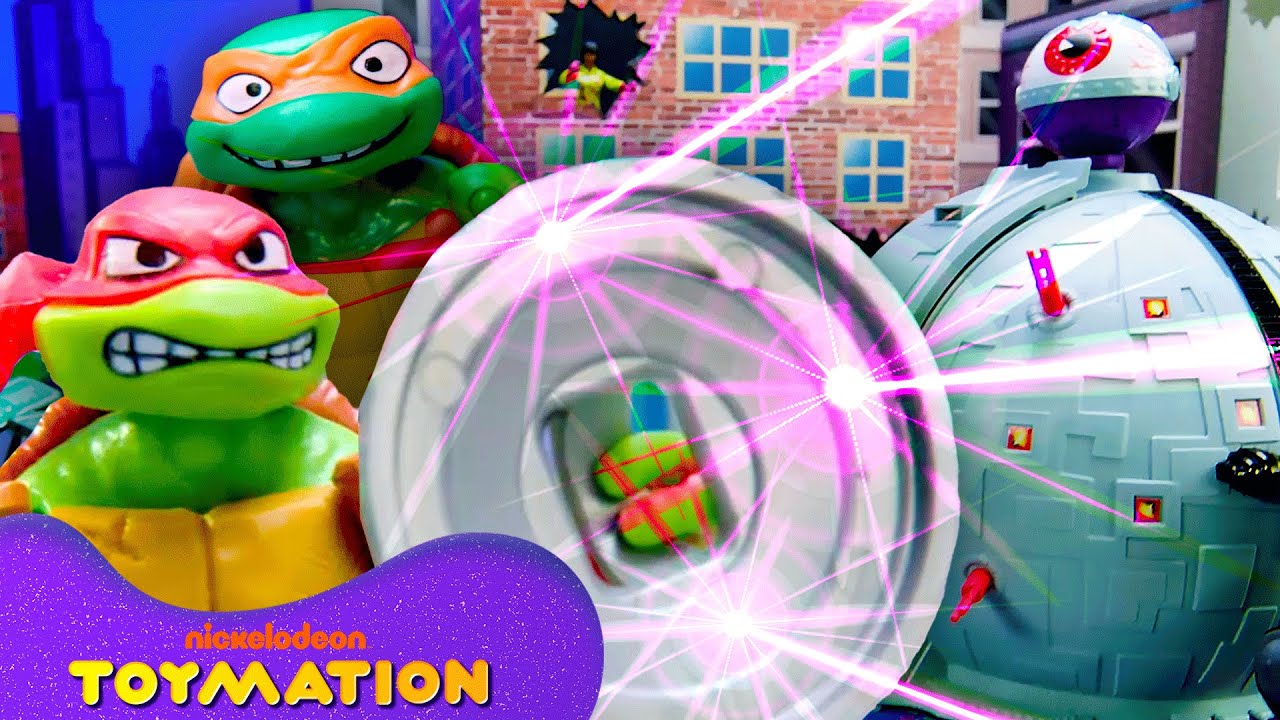 Ninja Turtles GIANT Robot Battle & Rescue! 👁️ | TMNT Toys | Toymation