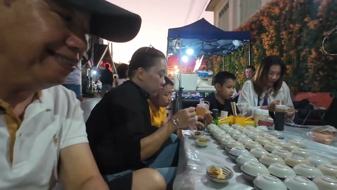 กาดกองต้าลำปาง