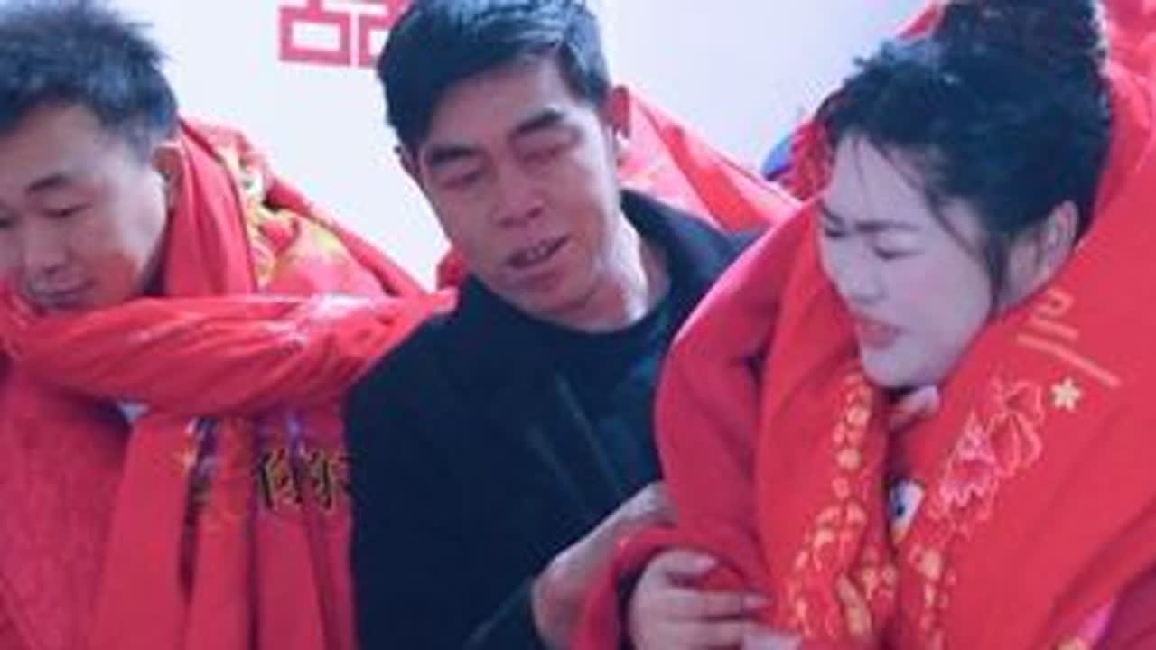 #跟拍摄影新娘拜堂的时候老是开小车、太可爱了#预告