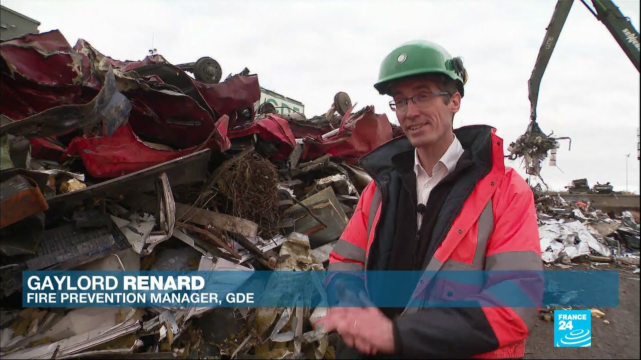 Lithium batteries become costly fire hazards for recycling centres • FRANCE 24 English