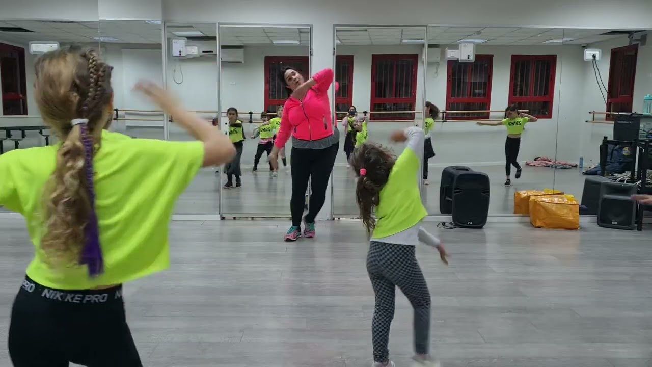 מרגי | לא להיות לבד | זומבה קידס עם ניצן
