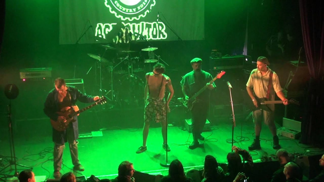 AGRESSIVE AGRICULTOR @ PMFF Divan Du Monde  11-01-2013