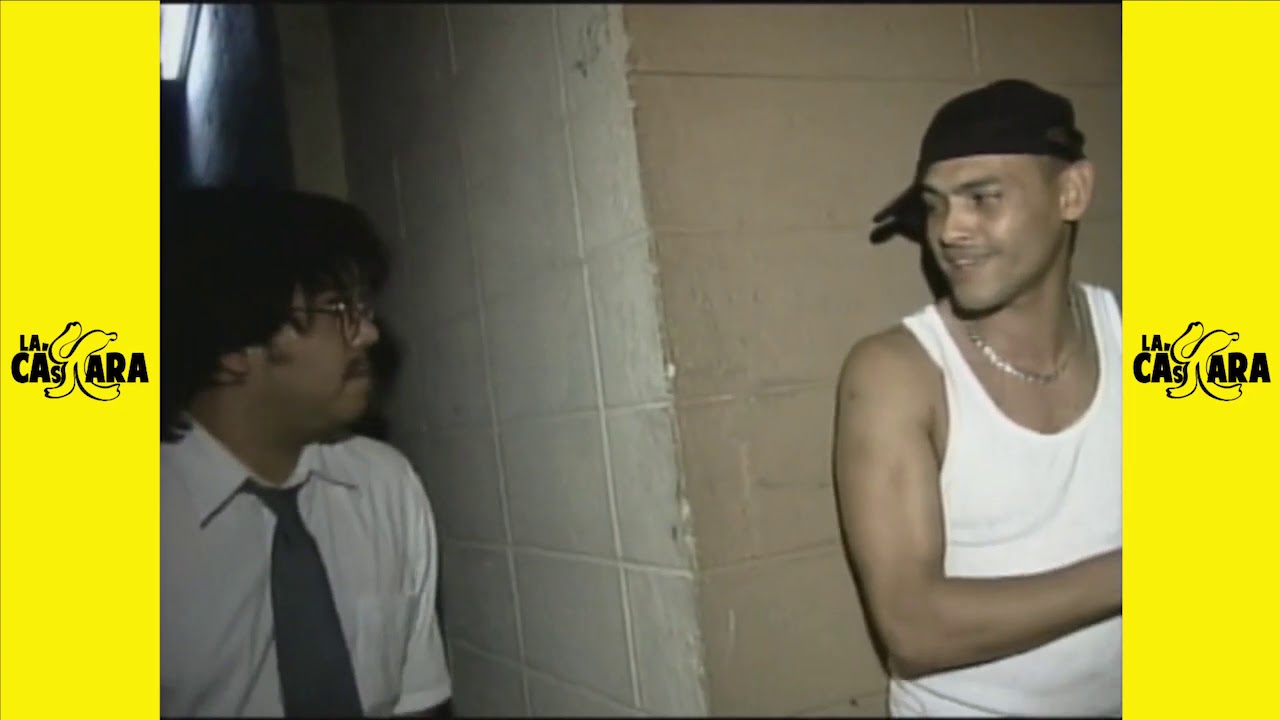 Fernando El Funcionario I Con Los Personajes De La Cáscara