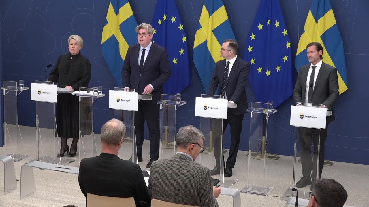 Pressträff om skärpta regler för unga brottslingar