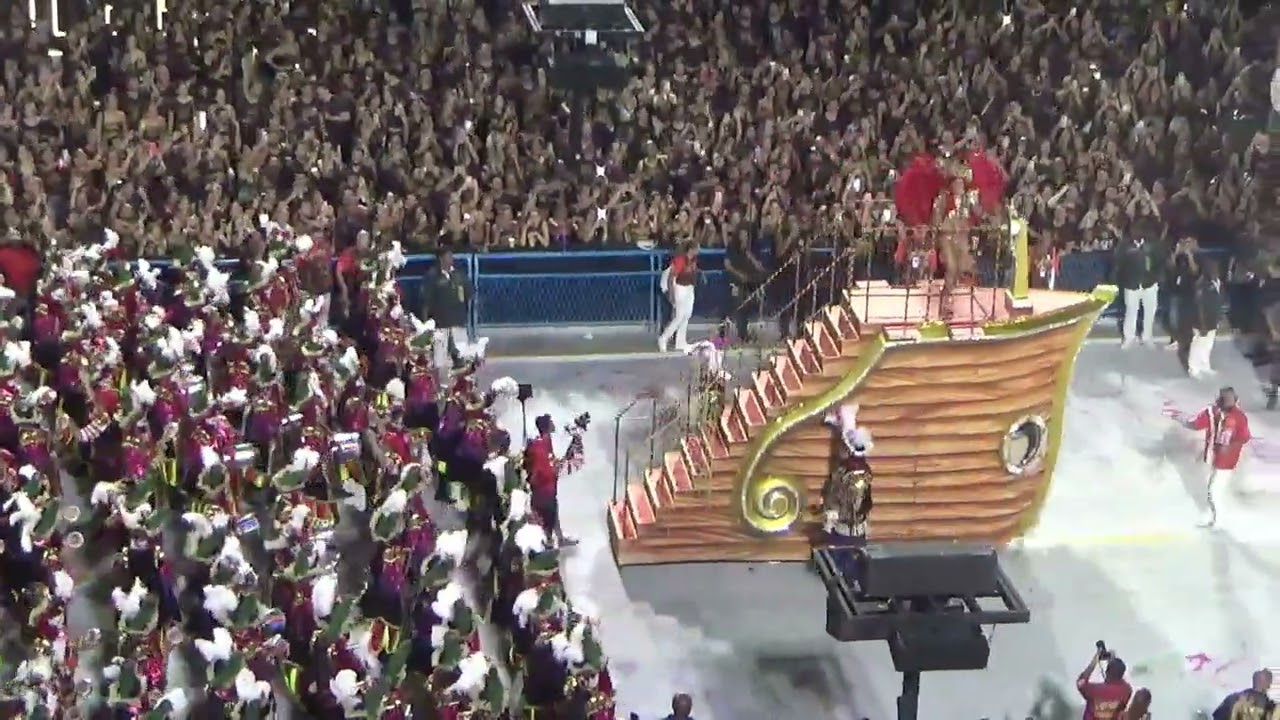 Salgueiro - Bateria Furiosa Passa Bonito Pela Última Cabine De Julgamento