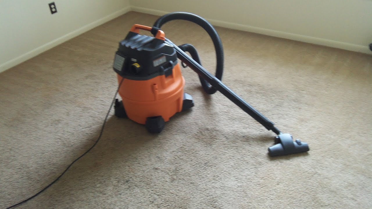 Ridgid WD1450 Wet/Dry Vac and Carpet and Hard Floor Nozzle Vacuuming Carpet