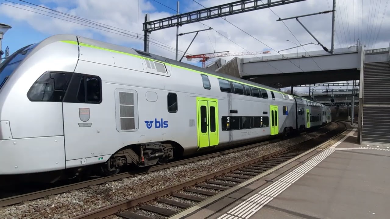 Zugverkehr am Bahnhof Wankdorf BE/Fern und Nahverkehr/Ein und Ausfahrten/Eindrücke
