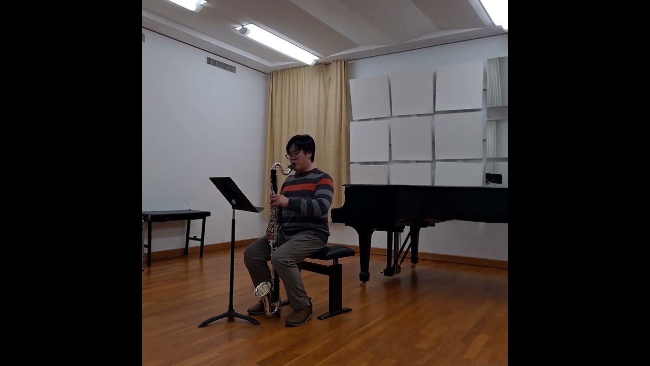 Bach: Prelude from Cello Suite N.3 on Bass clarinet