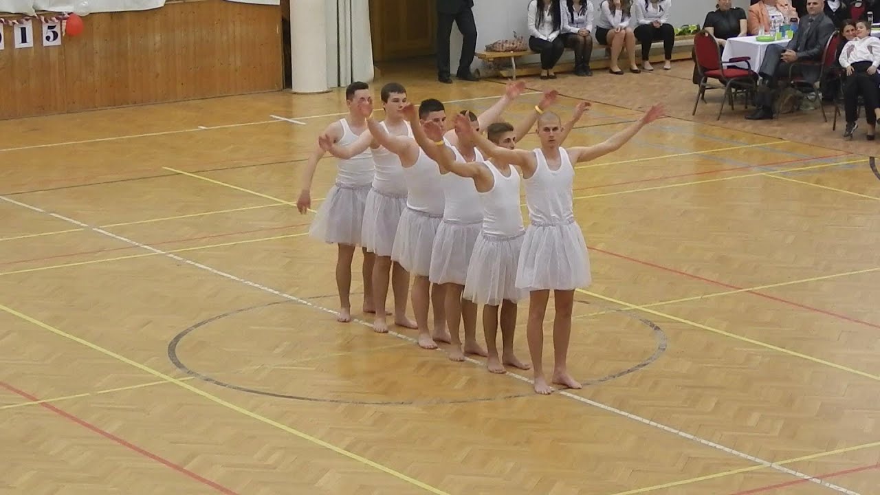 Szalagavató - FMPMSZIK, 2015/2, Hattyúk tava