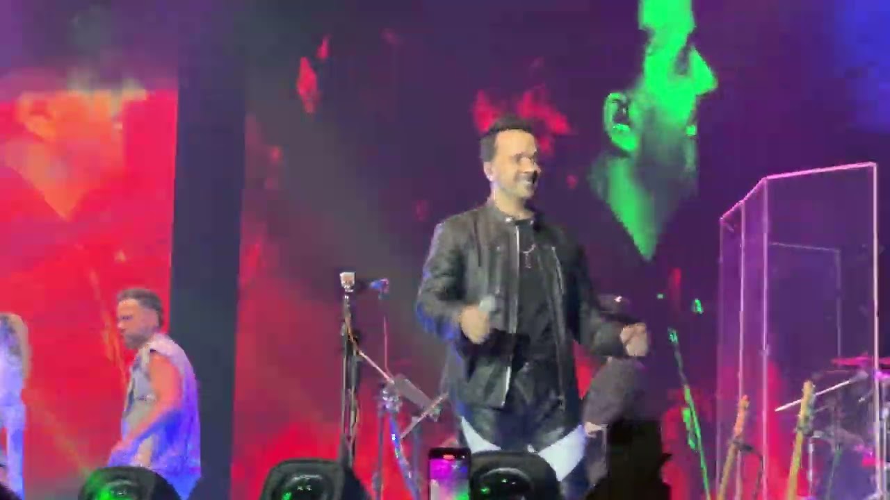 6 Imposible - Luis Fonsi 2023 - Noche perfecta Chile
