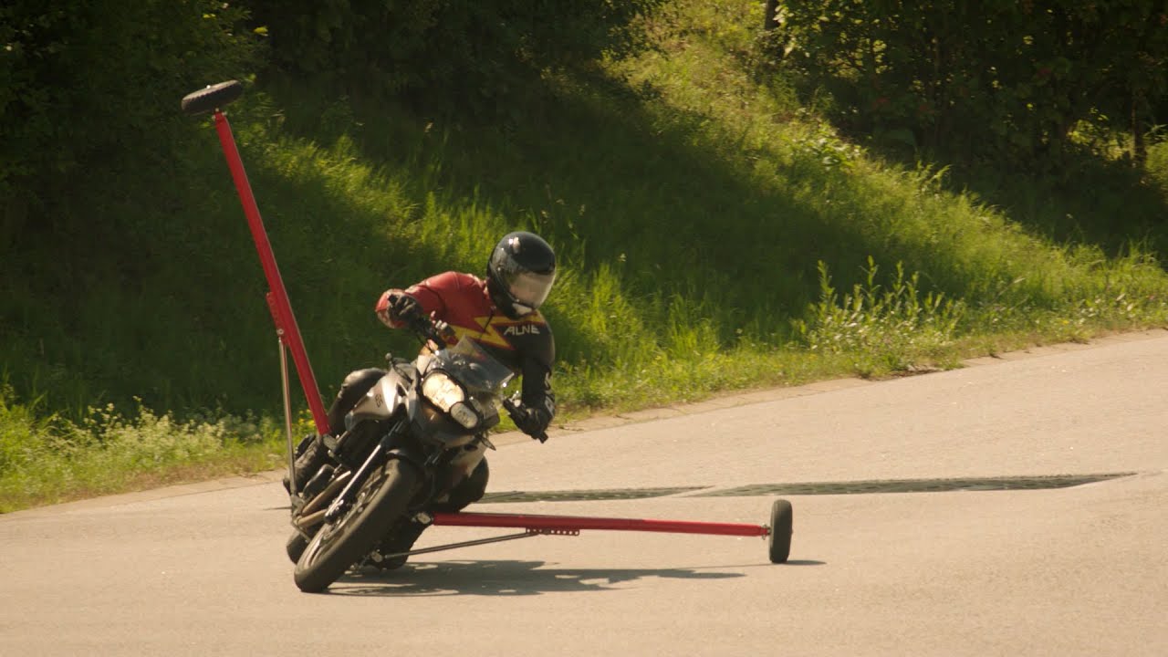 ADAC Motorrad-Kurven- und Schr&auml;glagen-Training | ADAC Fahrsicherheitszentren S&uuml;dbayern