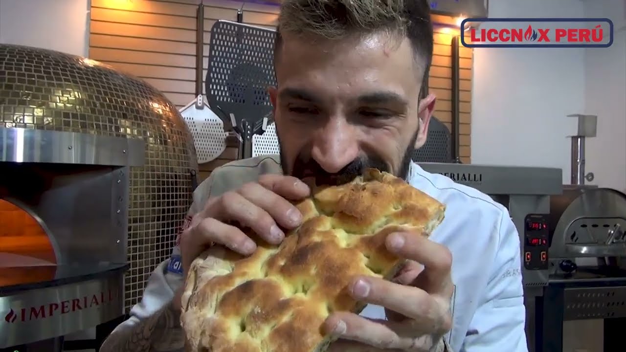 Probando el horno napolitano a gas de imperialli