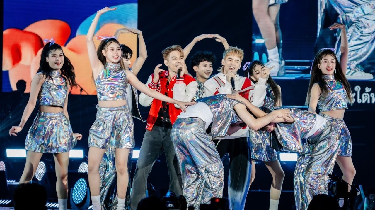 บรรยากาศ ‘อำพลฟูดส์ presents DAN - BEAM DREAM 2 BE CONCERT 21ST CENTURY DADDY’S CLUB’