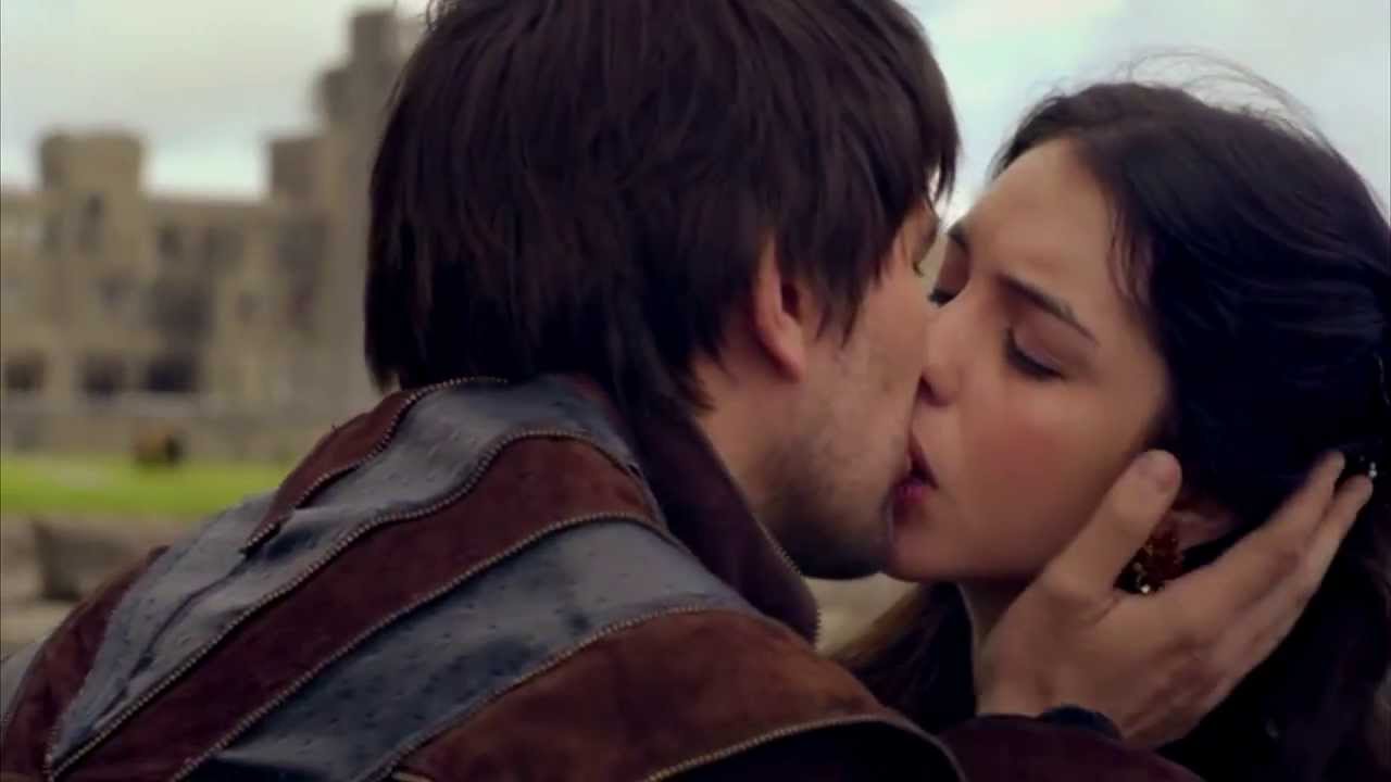 Mary/Sebastian- Let her go